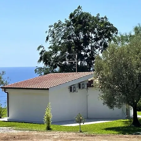 Indipendente Apartment *